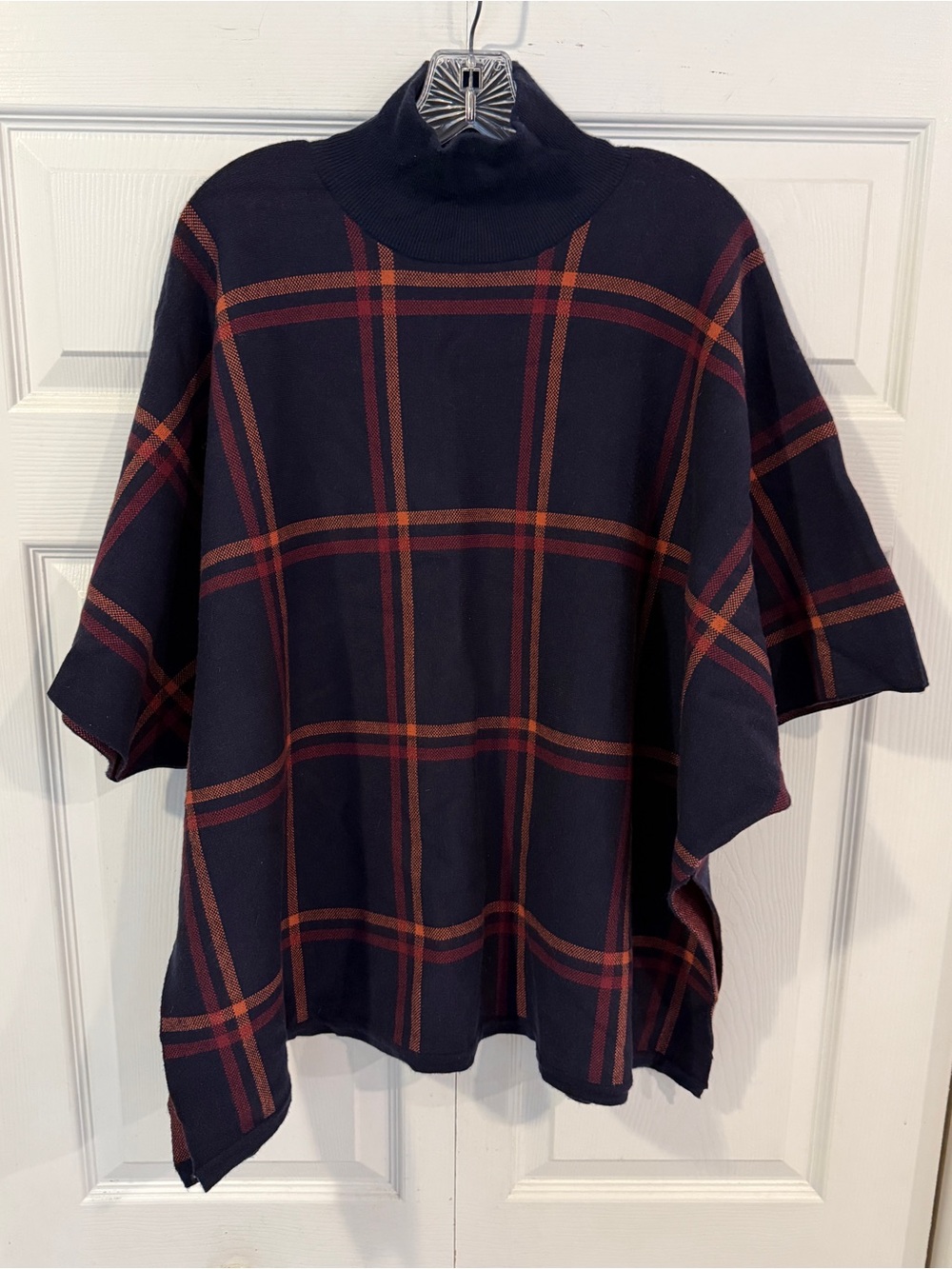 Max Studio Poncho Stretch and One Size